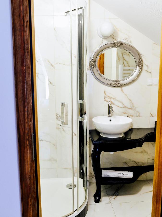 Bed and Breakfast Dwor Karwacz Przasnysz Esterno foto