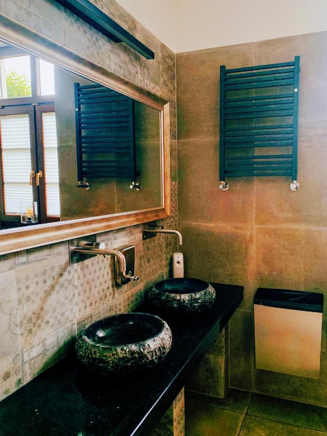 Bed and Breakfast Dwor Karwacz Przasnysz Esterno foto