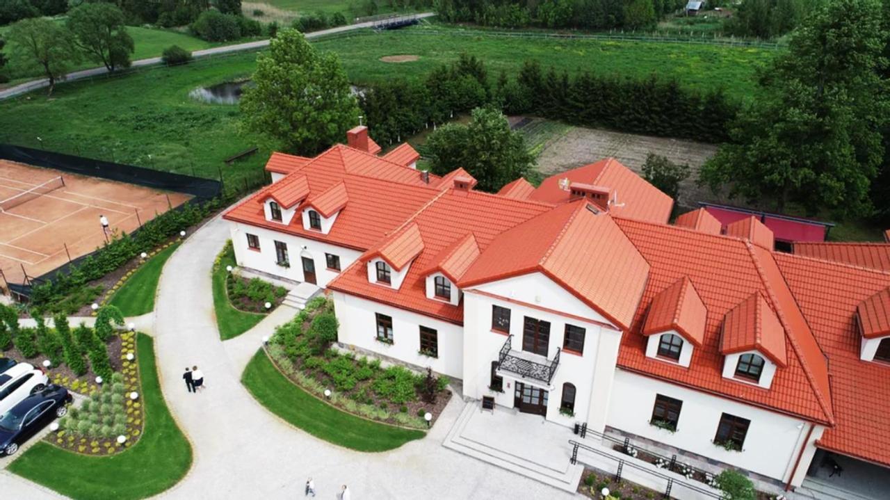 Bed and Breakfast Dwor Karwacz Przasnysz Esterno foto
