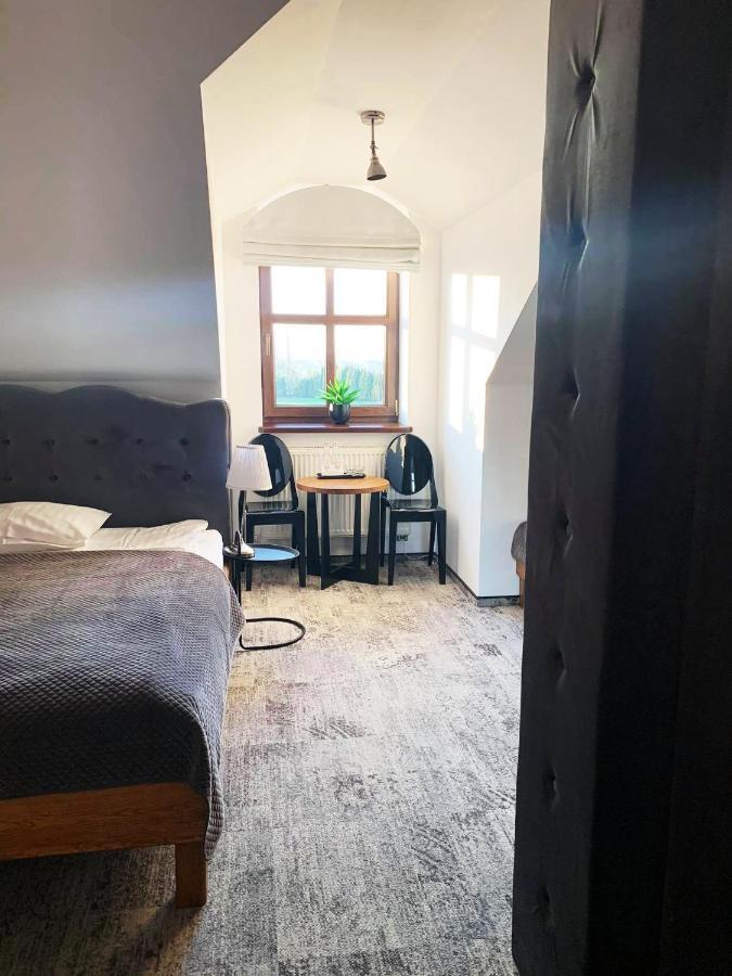 Bed and Breakfast Dwor Karwacz Przasnysz Esterno foto