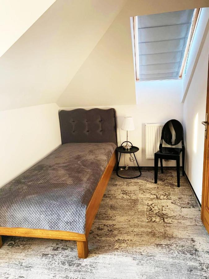 Bed and Breakfast Dwor Karwacz Przasnysz Esterno foto
